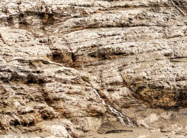 Bulutlu bir günde İsviçre 'de Avrupa Alpleri.