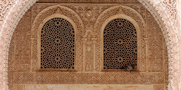 Interior Pátio Dos Leões Alhambra Granada Com Detalhes Arquitetônicos — Fotografia de Stock