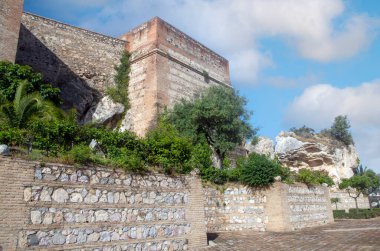 İspanya 'nın güneyindeki Granada kasabasında. Bir bahar günü beyaz evleri görebilirsin..