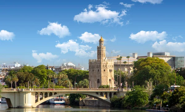 Sevilla Espanha Julho 2021 Rio Guadalquivir Cidade Espanhola Sevilha Dia — Fotografia de Stock