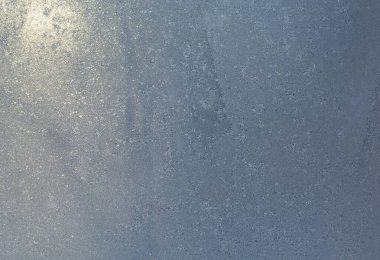 Penceredeki soğuk desen