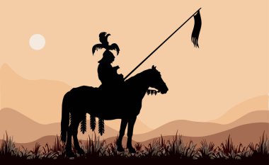 Ortaçağ şövalyesinin silueti gökyüzüne karşı at üstünde