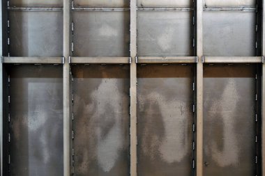 Kaynaklanmış metal bir konteynırın duvarı. Arkaplan, doku.