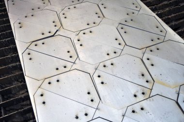 Fabrikada plazma kesimi. Metali parçalara ayır. Sanayi.