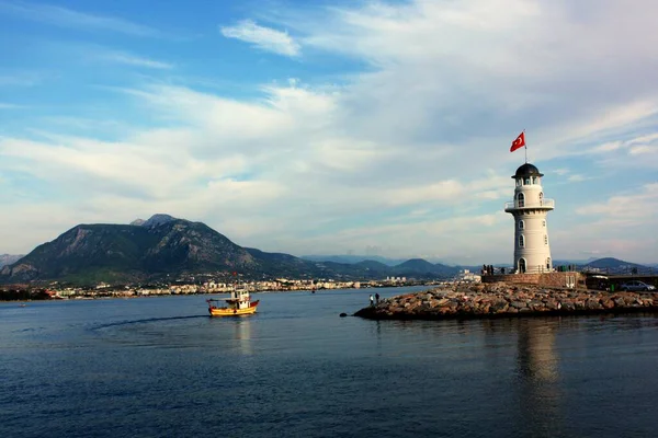 Ülkedeki deniz feneri
