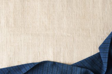 El yapımı pamuk kumaş dokusu arka plan, kopya alanı olan mavi ve krem pamuk kumaş, tekstil arkaplan