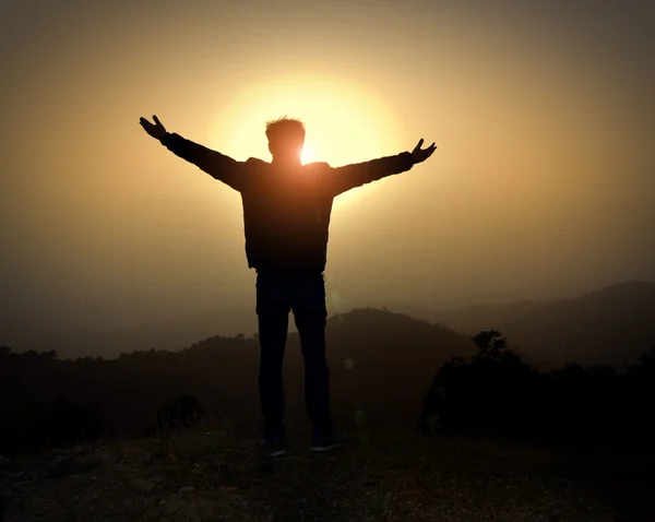 Puesta de sol en las montañas — Foto de Stock