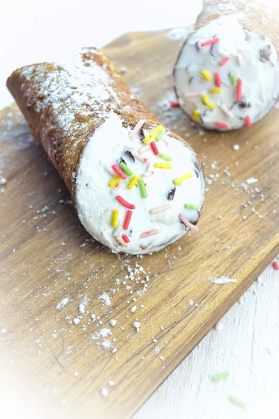 Cannoli — Stock Photo, Image