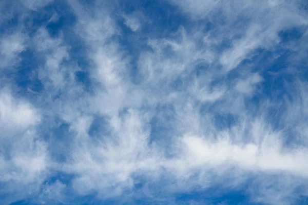 Blue sky and clouds. — Stock Photo, Image