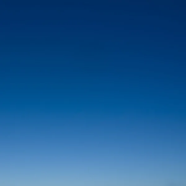 Céu claro como gradiente ou fundo . — Fotografia de Stock