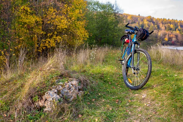 Região Kaluzhskiy Rússia Outubro 2020 Ciclismo Natureza Bela Paisagem Selvagem — Fotografia de Stock