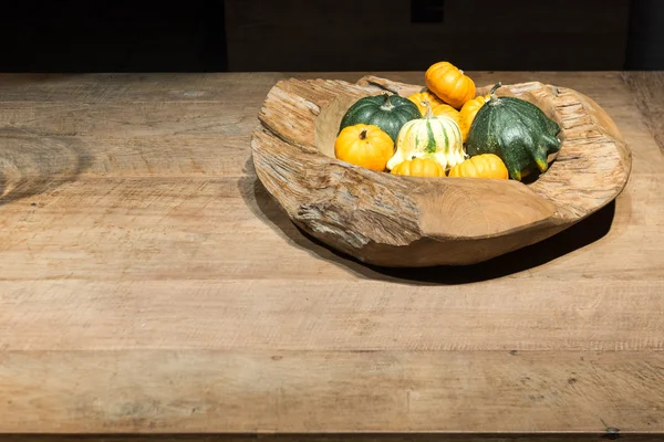 Herfst houten Bowl — Stockfoto