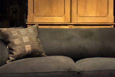 Grungy lekeli kanepe