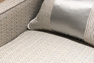 Ringa kemik sandalye