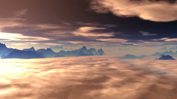 Nubes flotan sobre las montañas al amanecer (puesta de sol ) — Vídeos de Stock