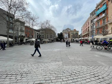Bir kış günü Terrassa 'nın merkezindeki ana meydan Valles batısında.