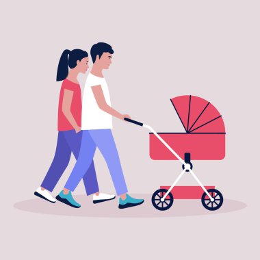 Anne ve baba bir bebek arabasıyla yürür.