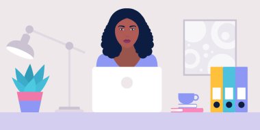 Çalışma akışı illüstrasyonu. Genç bir kadın evde ya da ofiste dizüstü bilgisayarla çalışıyor. Serbest çalışan biri. İşçi. Sosyal ağlarda iletişim, e-posta, online toplantı, video görüşmesi. Düz bir şekilde vektör illüstrasyonu