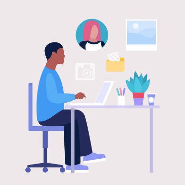 Çalışma akışı illüstrasyonu. Genç adam evde ya da ofiste dizüstü bilgisayarla çalışıyor. Serbest çalışan biri. İşçi. Sosyal ağlarda iletişim, e-posta, online toplantı, video görüşmesi. Düz bir şekilde vektör illüstrasyonu