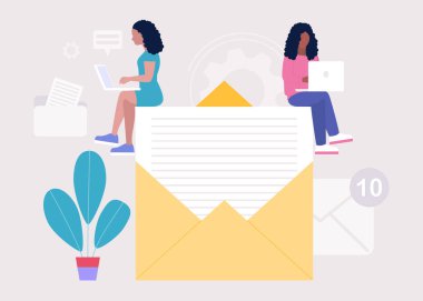 Konsept ile bağlantı kur. Dizüstü bilgisayarlı insanlar büyük harflerle çalışır.