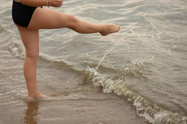 Children Run Beach Sea Beautiful Sunset Children Feet — стоковое фото