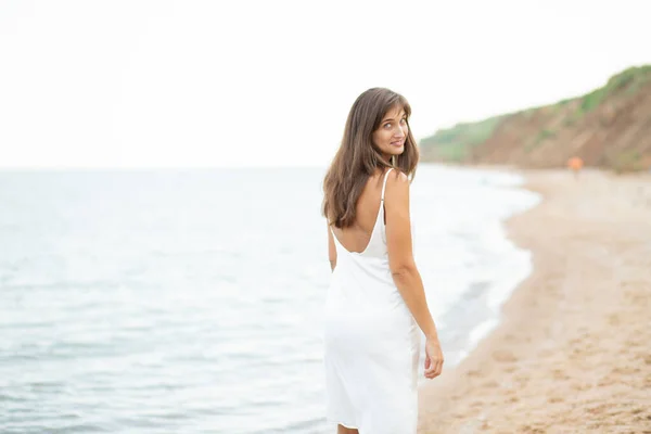 Girl White Dress Beach Sea Beautiful Sunset Smiling — ストック写真