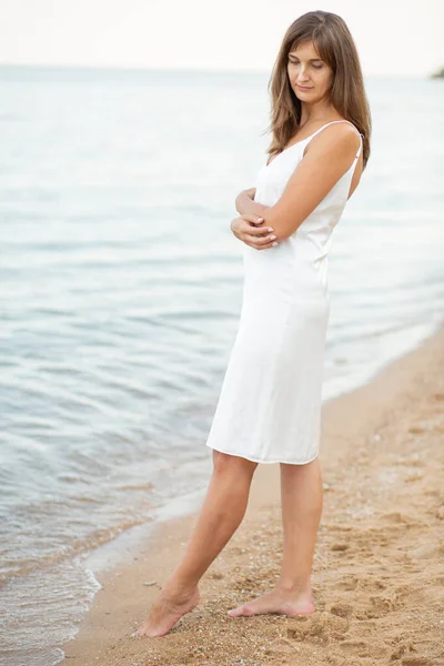 Girl White Dress Beach Sea Beautiful Sunset Smiling — Foto de Stock