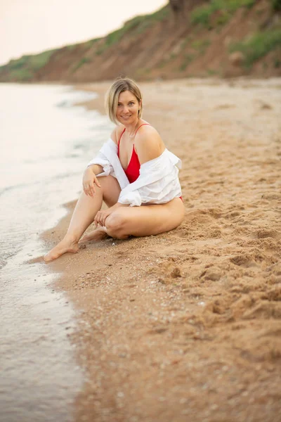 Girl Swimsuit White Shirt Beach Sea Beautiful Sunset Smiling — стоковое фото