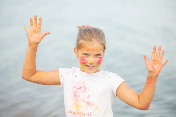 Beautiful Girl Sea Teenager Runs Laughs Vivid Emotions — Stock Photo, Image