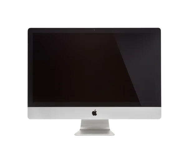 MOSCÚ, RUSIA - 10 DE MAYO DE 2014: Foto del nuevo iMac 27 Con OS X Mavericks. iMac - serie monobloque de ordenadores personales, creado por Apple Inc. . —  Fotos de Stock