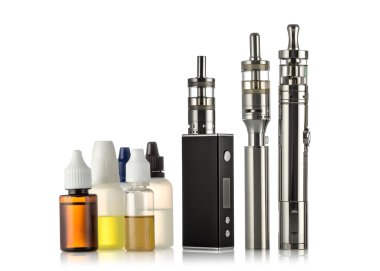 elektronik sigara koleksiyon üzerinde beyaz izole