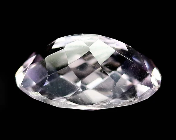 Natürlicher Amethyst Auf Schwarzem Hintergrund — Stockfoto