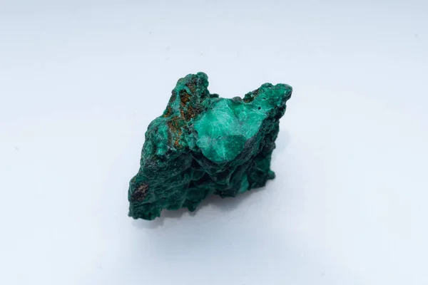 Mineral Verde Malaquita Sobre Fondo Blanco Malaquita Verde Natural — Foto de Stock