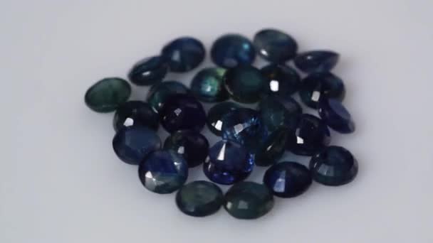 Piedra Preciosa Zafiro Azul Natural Mesa Giratoria — Vídeos de Stock