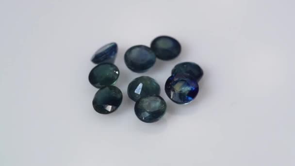 转盘上的天然蓝宝石 — 图库视频影像