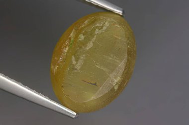 Doğal Kedi Gözü Apatiti. Apatitin makro fotoğrafı