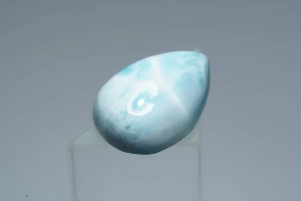 Piatra Naturala Larimar Fundal Alb — Fotografie, imagine de stoc