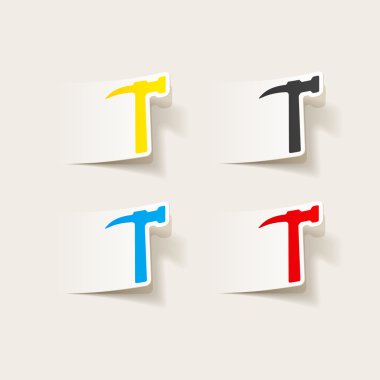 Gerçekçi tasarım öğesi: çekiç