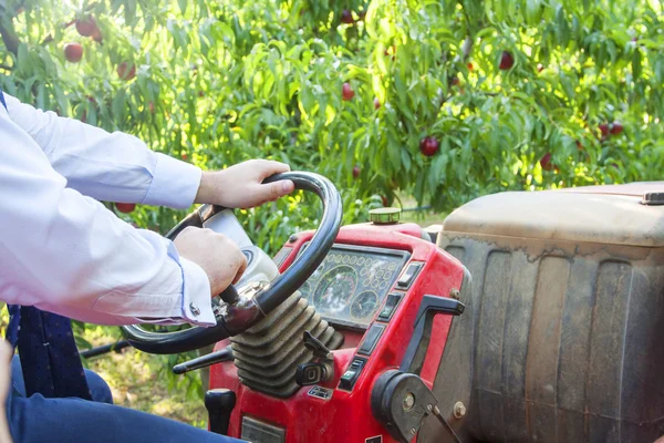 Uomo al lavoro — Foto Stock