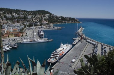 Liman güzel, Fransa