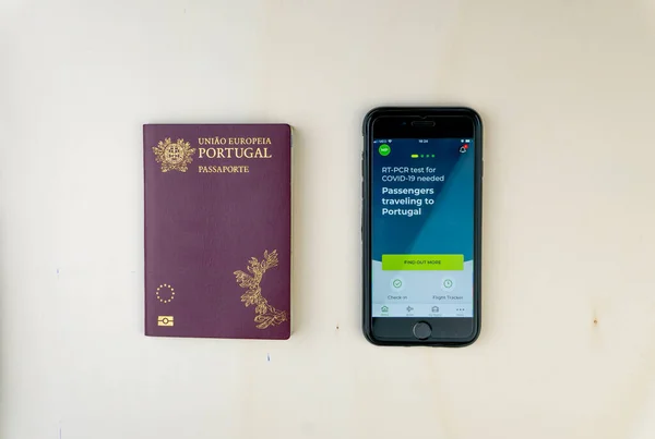 Portekiz pasaportu ve akıllı telefonu çekimleri