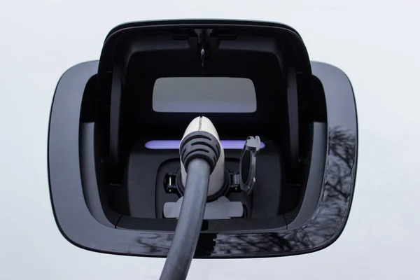 Prise Une Voiture Électrique Avec Chargeur Branché — Photo