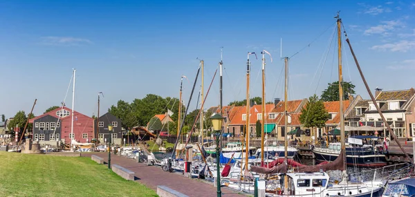 Hollanda Nın Tarihi Balıkçı Kasabası Elburg Daki Limanın Panoraması — Stok fotoğraf