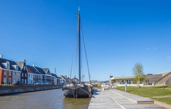 Velho Navio Canal Blauwestad Países Baixos — Fotografia de Stock