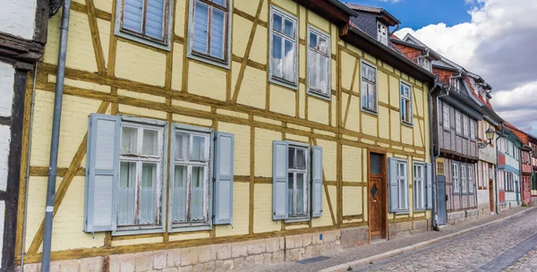 Panorama Une Rue Pavée Avec Des Maisons Colorées Quedlinburg Allemagne — Photo