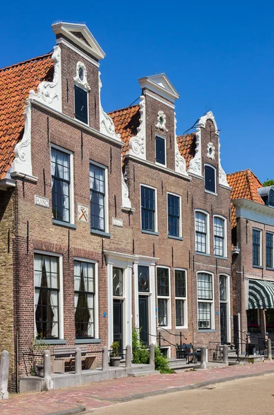 Gedecoreerde Gevels Van Historische Huizen Aan Binnenhaven Van Blokzijl Nederland — Stockfoto