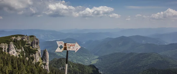 Signs at the top of ceahlau mountain range — Stock Photo, Image