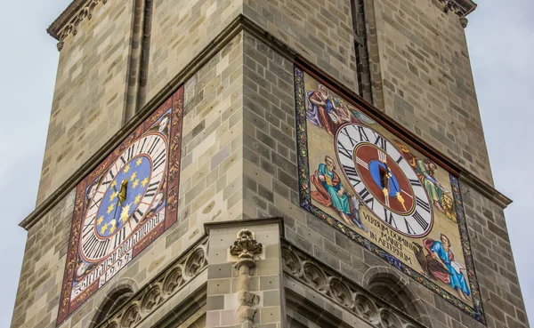 Horloges de l'église noire de Brasov — Photo