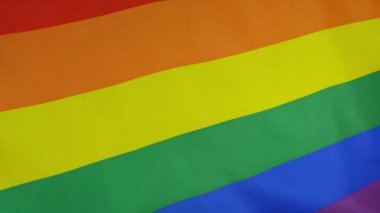 Gökkuşağı bayrağı gerçek kumaş yakın çekim