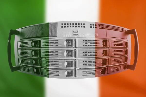 Server begreppet med flagga Republiken Irland — Stockfoto